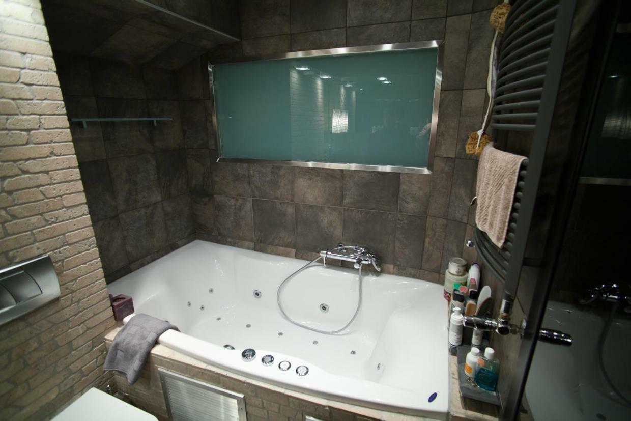 Deluxe Boutique Suite , Jacuzzi, Private Parking, Fireplace Thessaloníki Ngoại thất bức ảnh